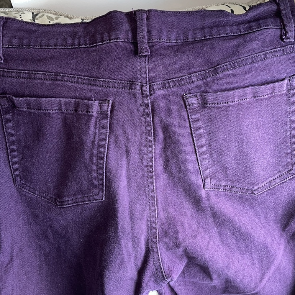 Gloria Vanderbilt Amanda purple jeans - Picture 3 of 5